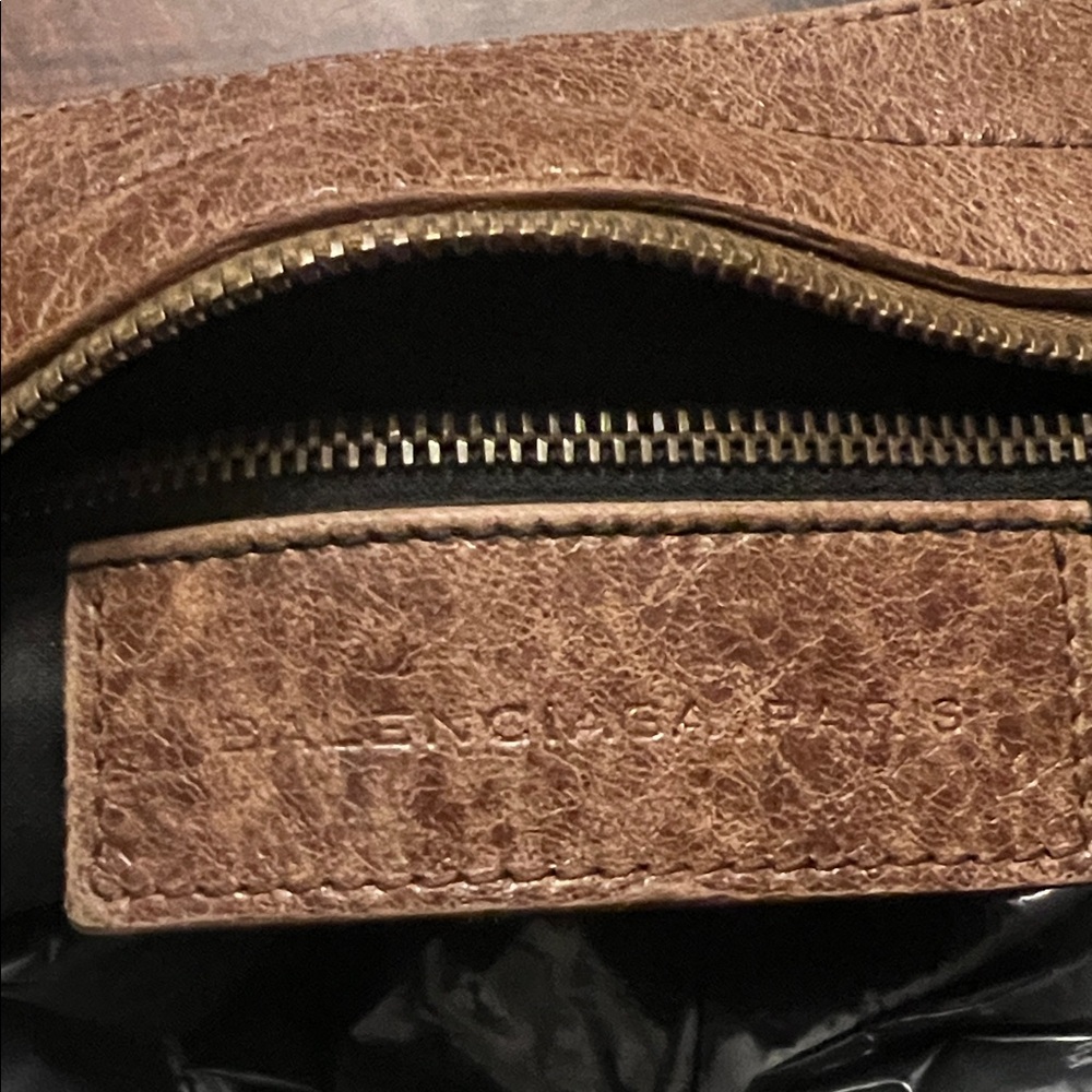 Balenciaga Brown Leather Shoulder Bag - Picture 2 of 9